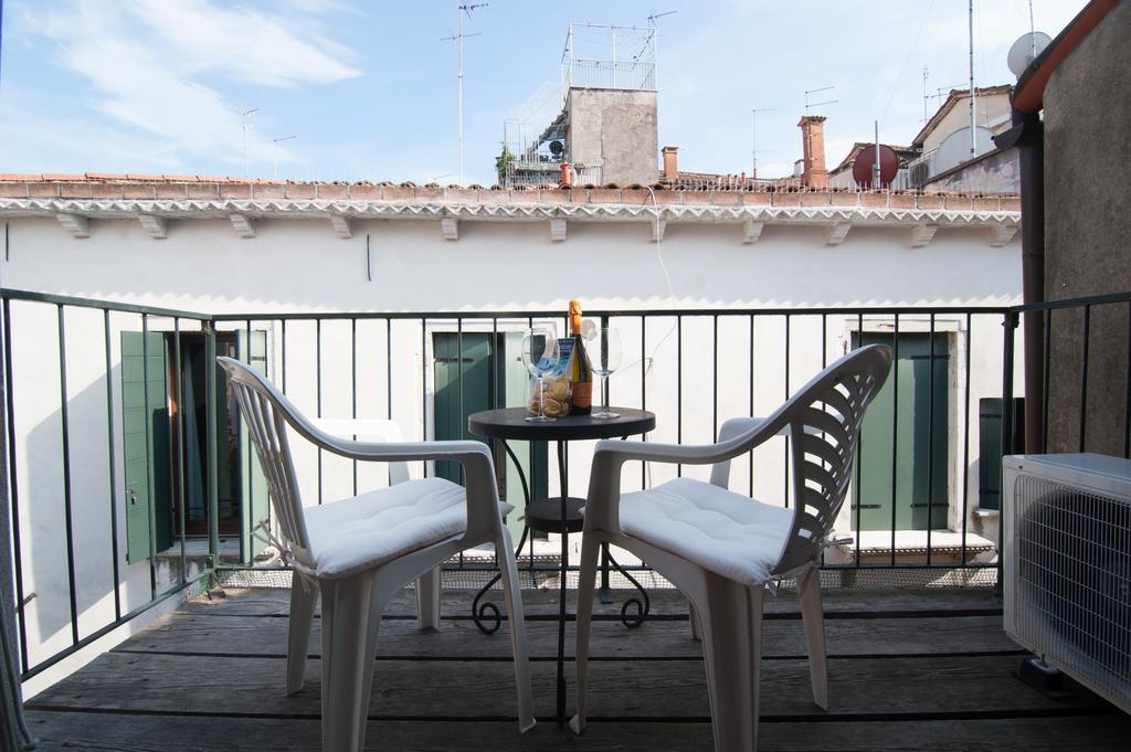 Santa Maria Formosa Appartement Venetië